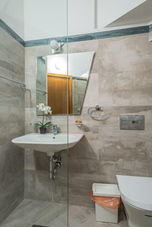5Th Avenue Sofia Two Bedroom, Two Bathroom, Positano Street Suite By Flat Mаnager 外观 照片